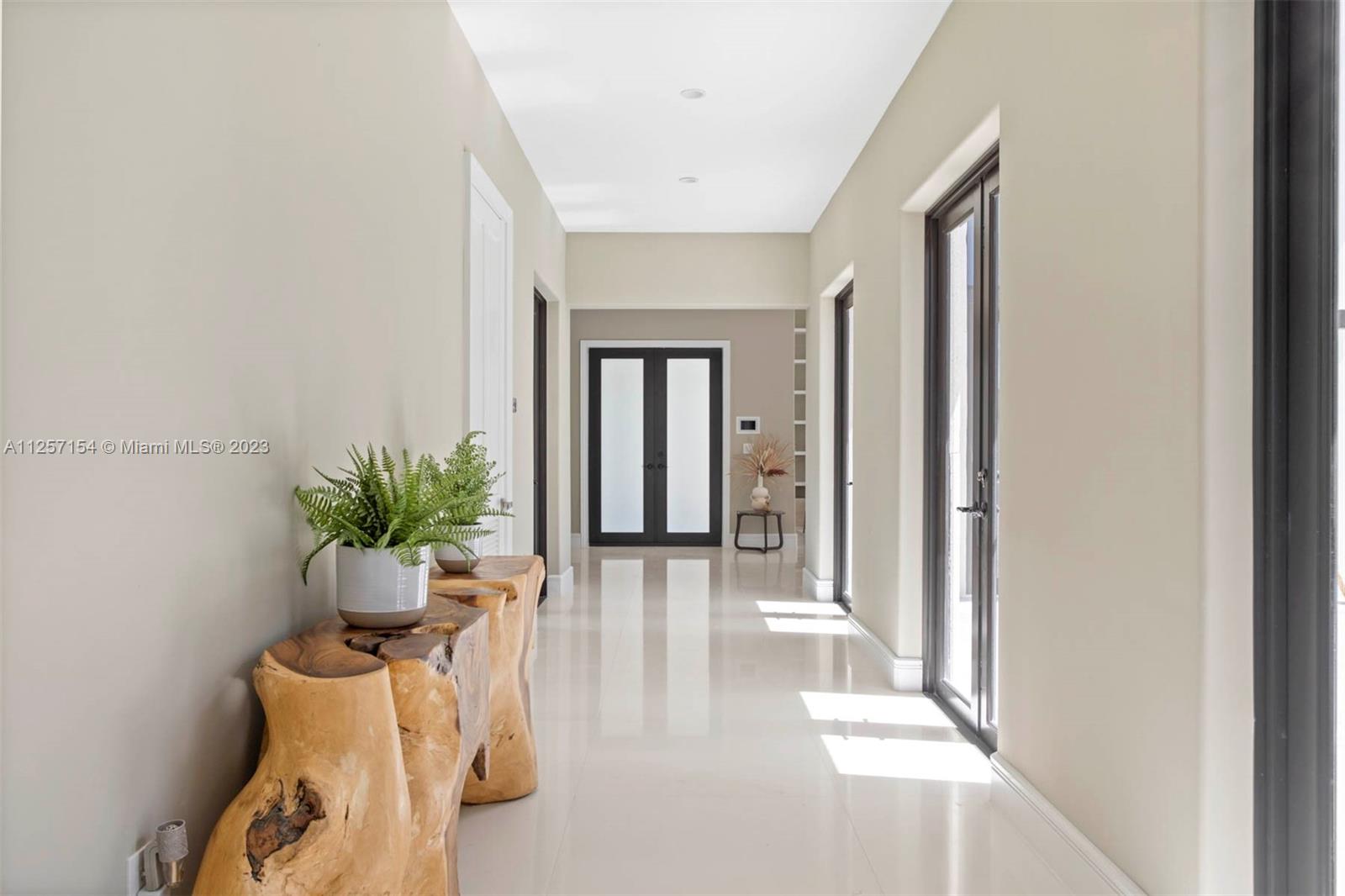 HIBISCUS ISLAND - Residential