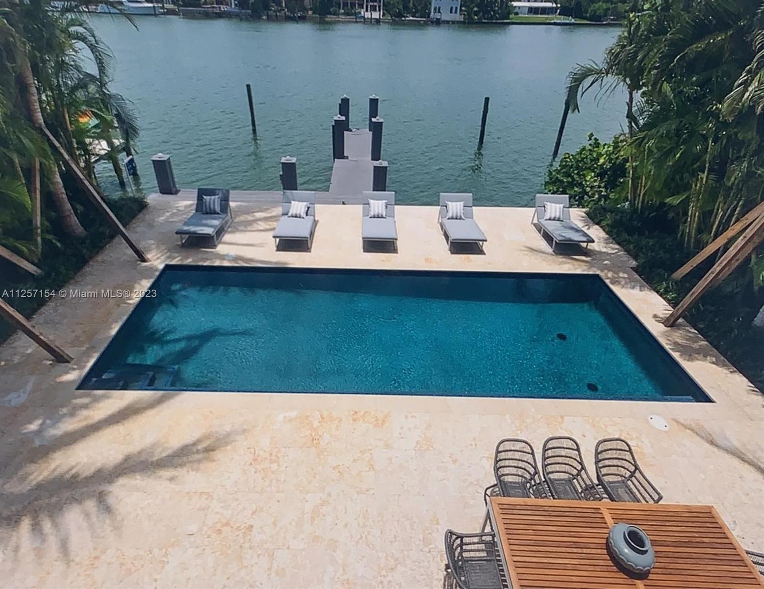 HIBISCUS ISLAND - Residential