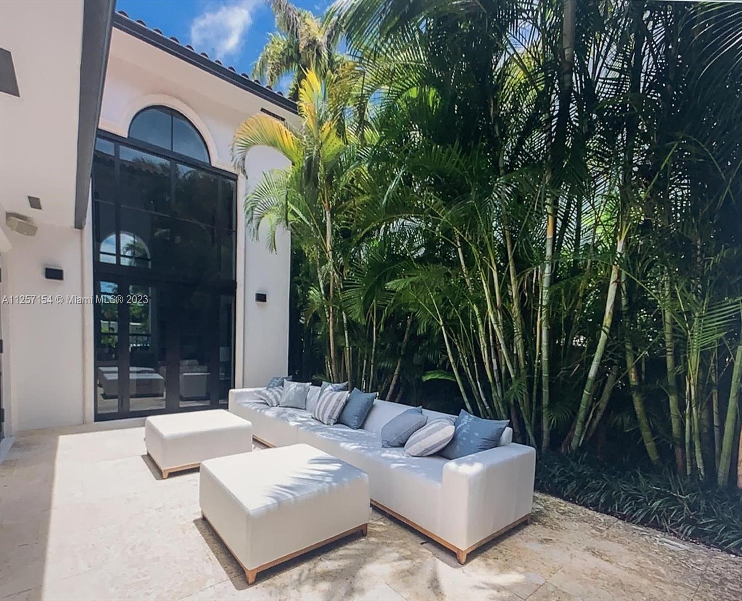 HIBISCUS ISLAND - Residential