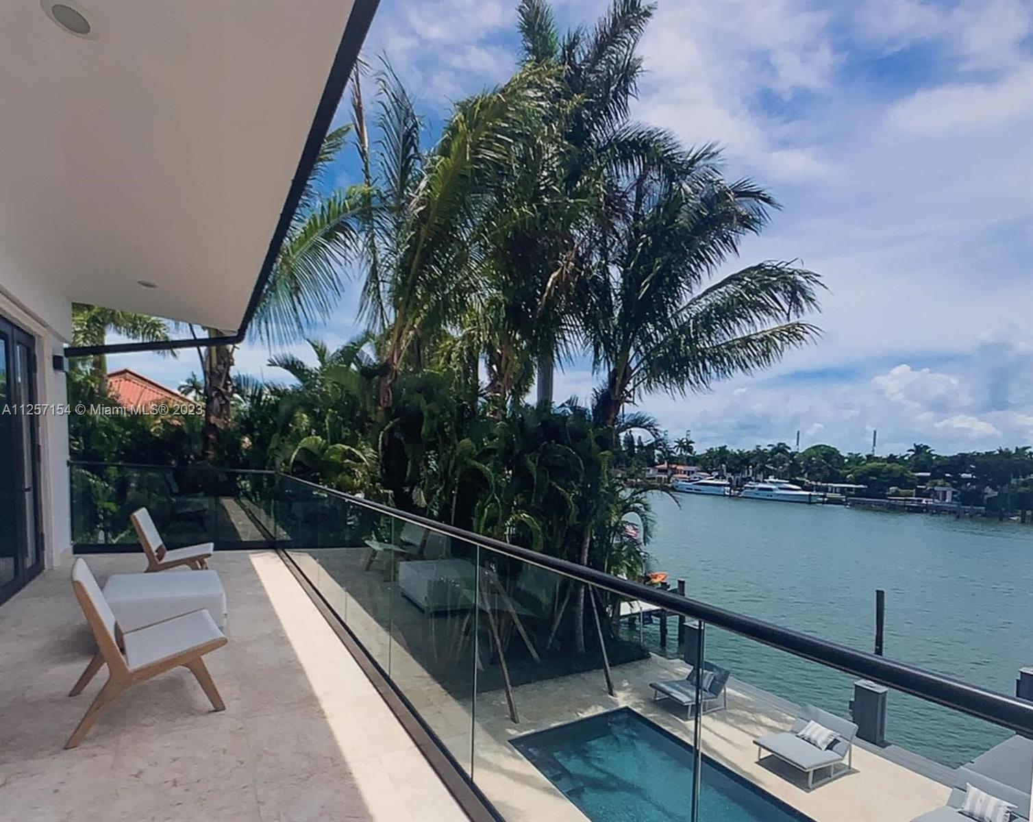 HIBISCUS ISLAND - Residential