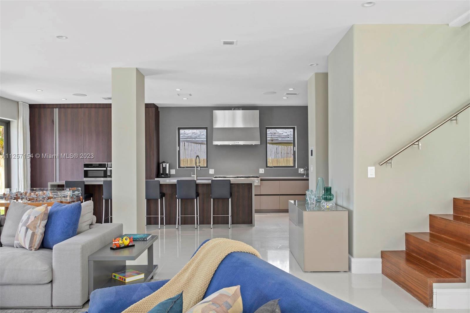 HIBISCUS ISLAND - Residential