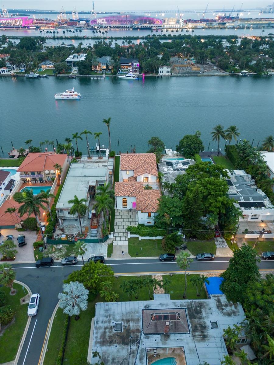 HIBISCUS ISLAND - Residential