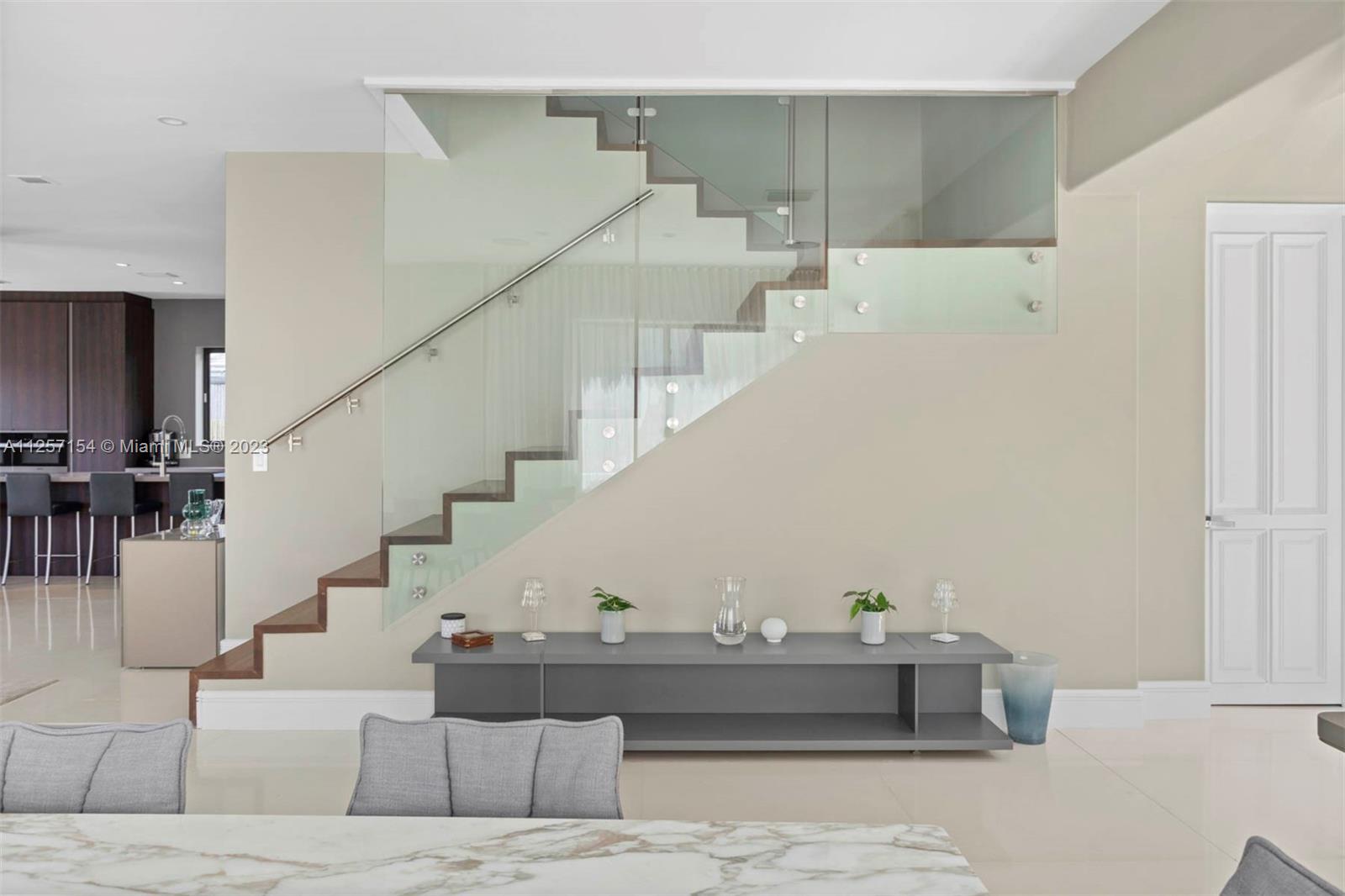 HIBISCUS ISLAND - Residential