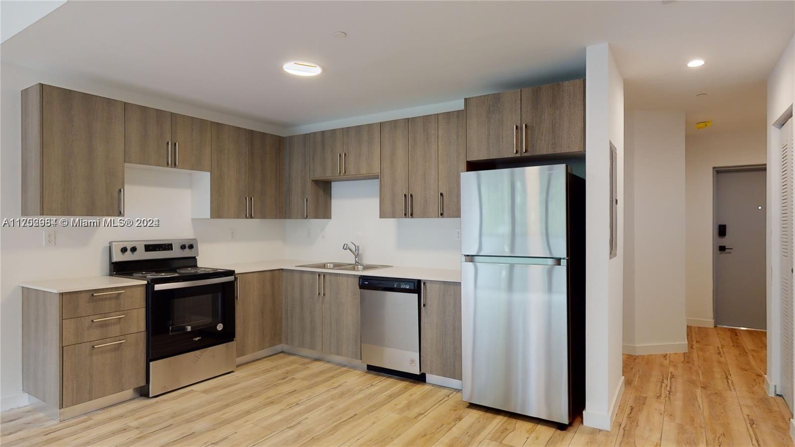 Rental Property at 24705 Sw 129th Ave 104, Homestead, Miami-Dade County, Florida - Bedrooms: 3 
Bathrooms: 3  - $2,550 MO.