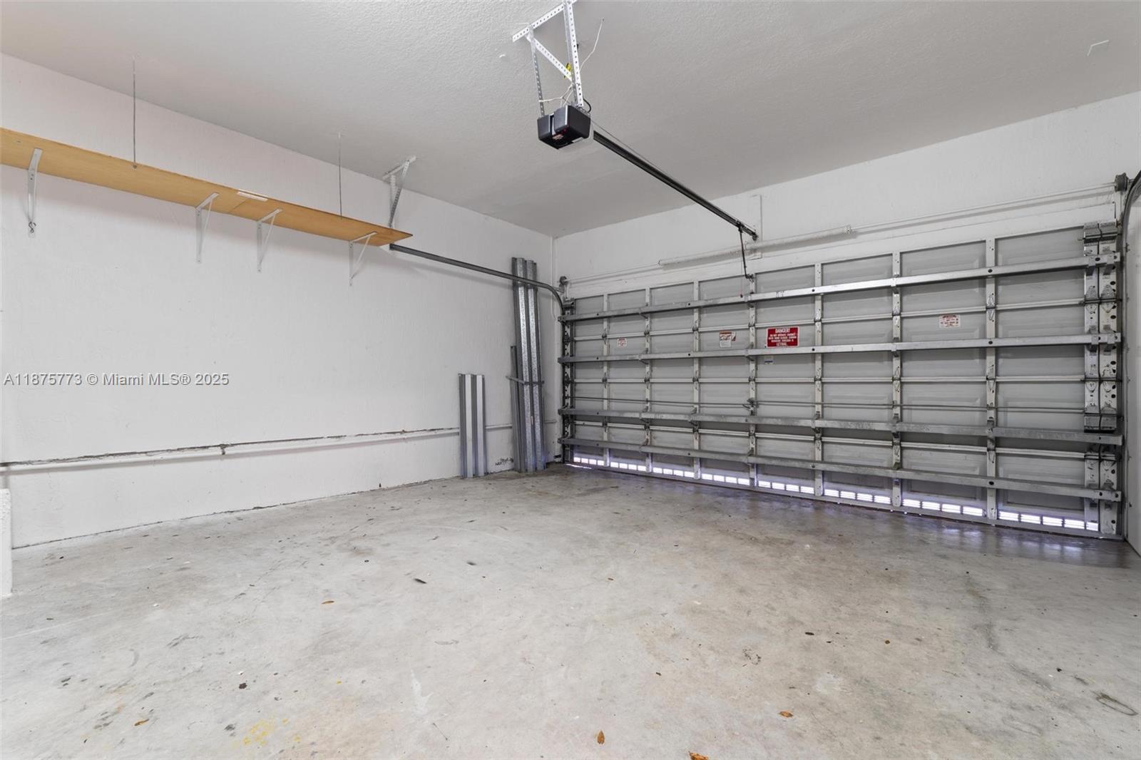 ISLANDS AT DORAL NORTHWES - Residential