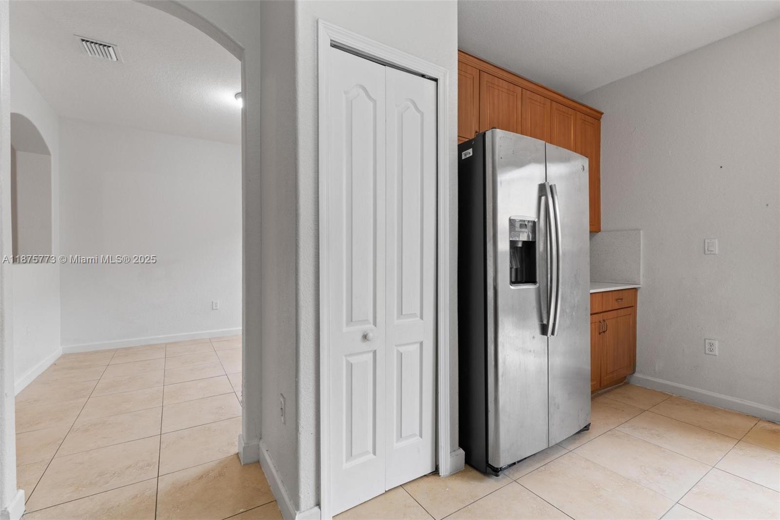 ISLANDS AT DORAL NORTHWES - Residential