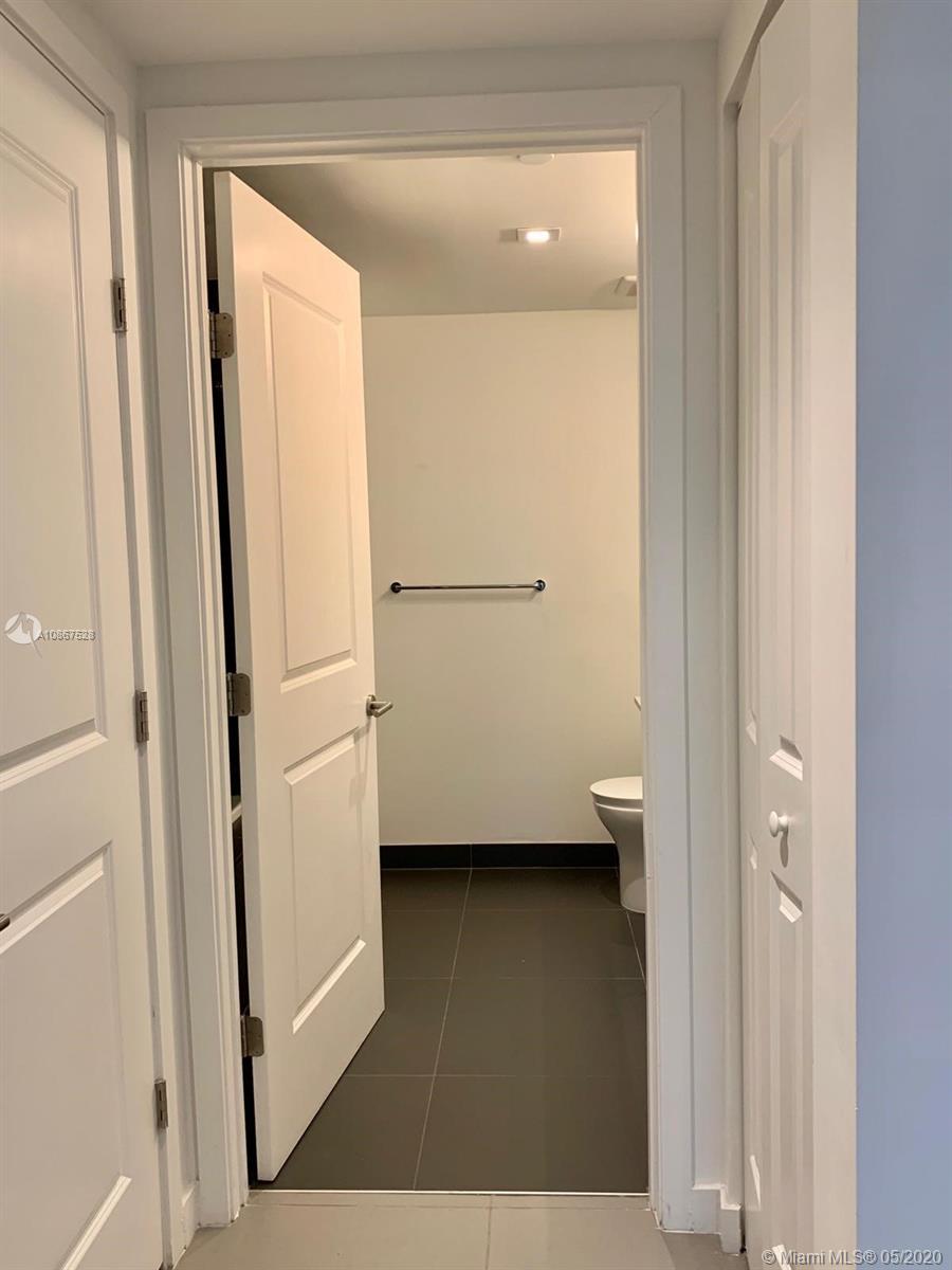 CANVAS CONDO - Residential Lease