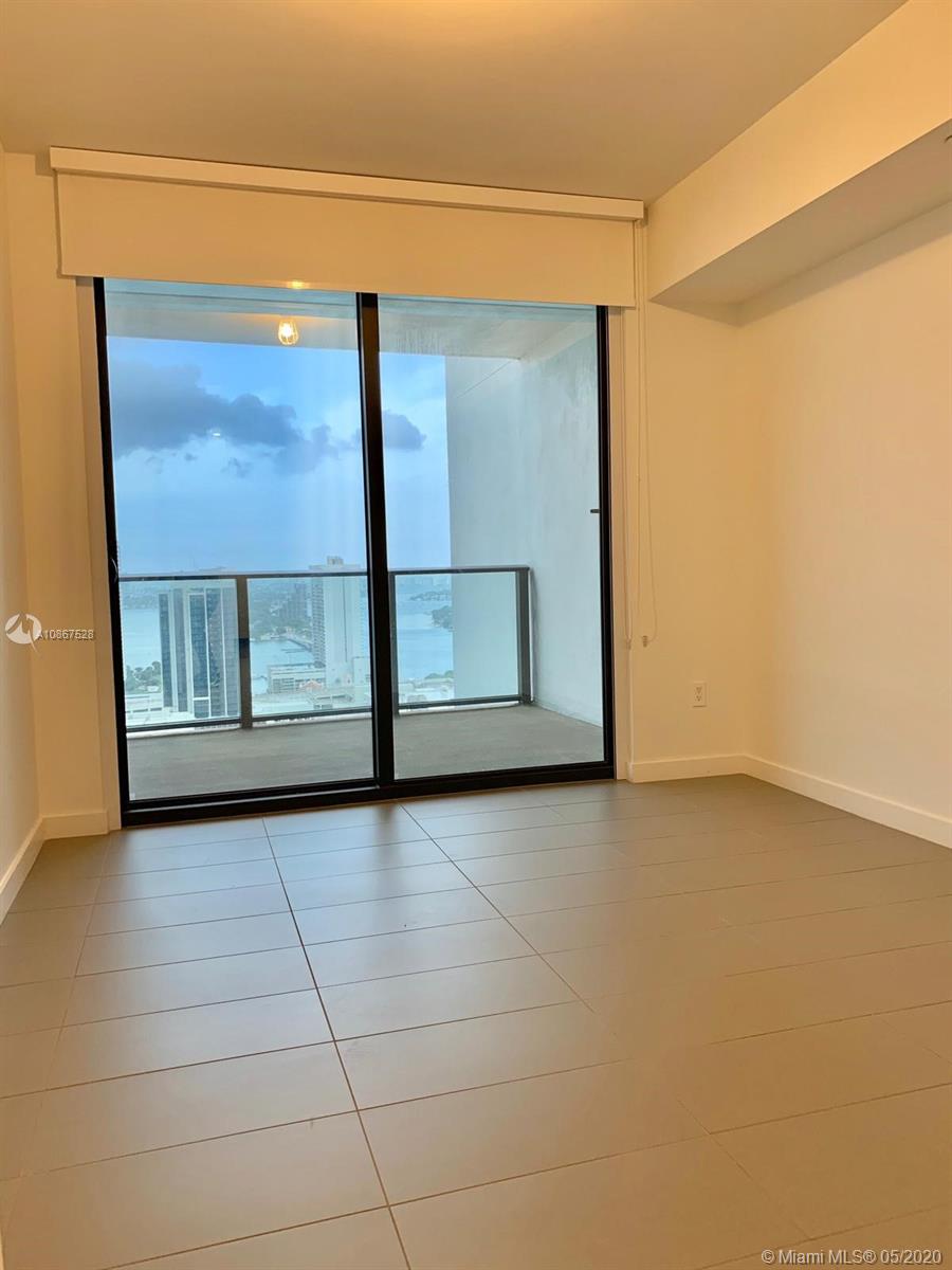 CANVAS CONDO - Residential Lease