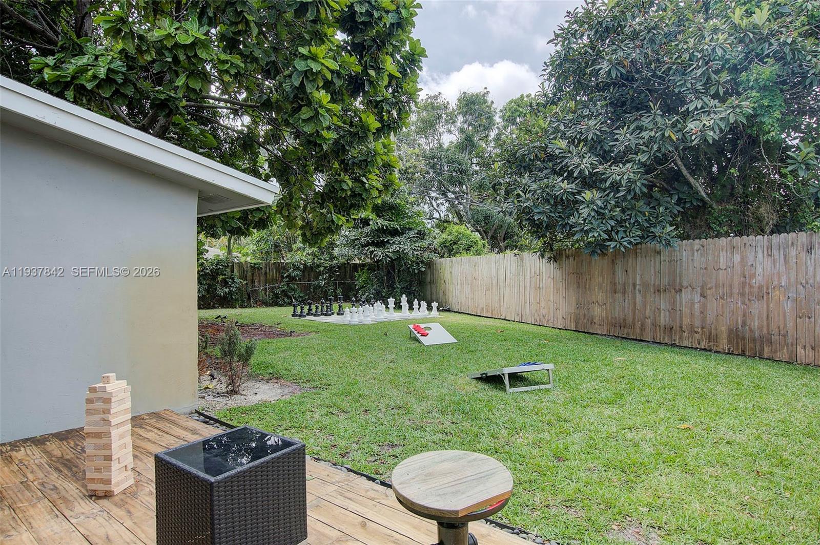 LAUDERDALE VILLAS - Residential Lease