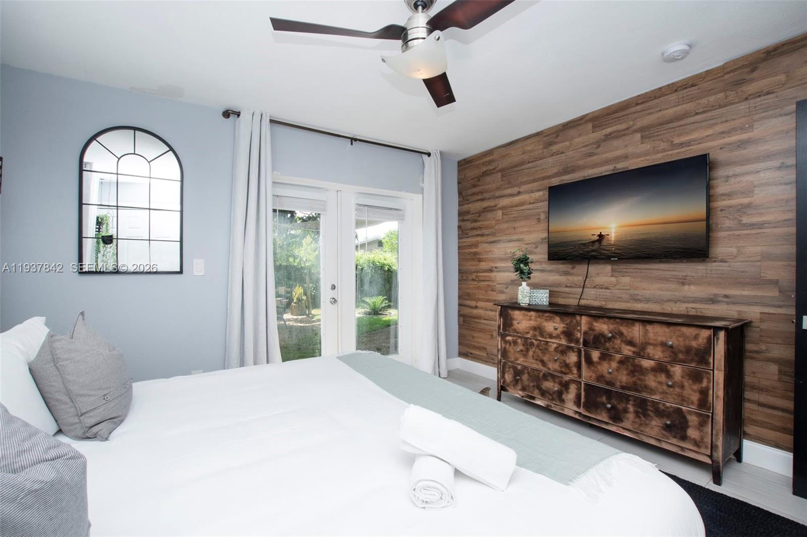 LAUDERDALE VILLAS - Residential Lease