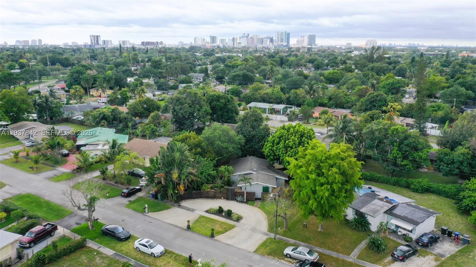 LAUDERDALE VILLAS - Residential Lease