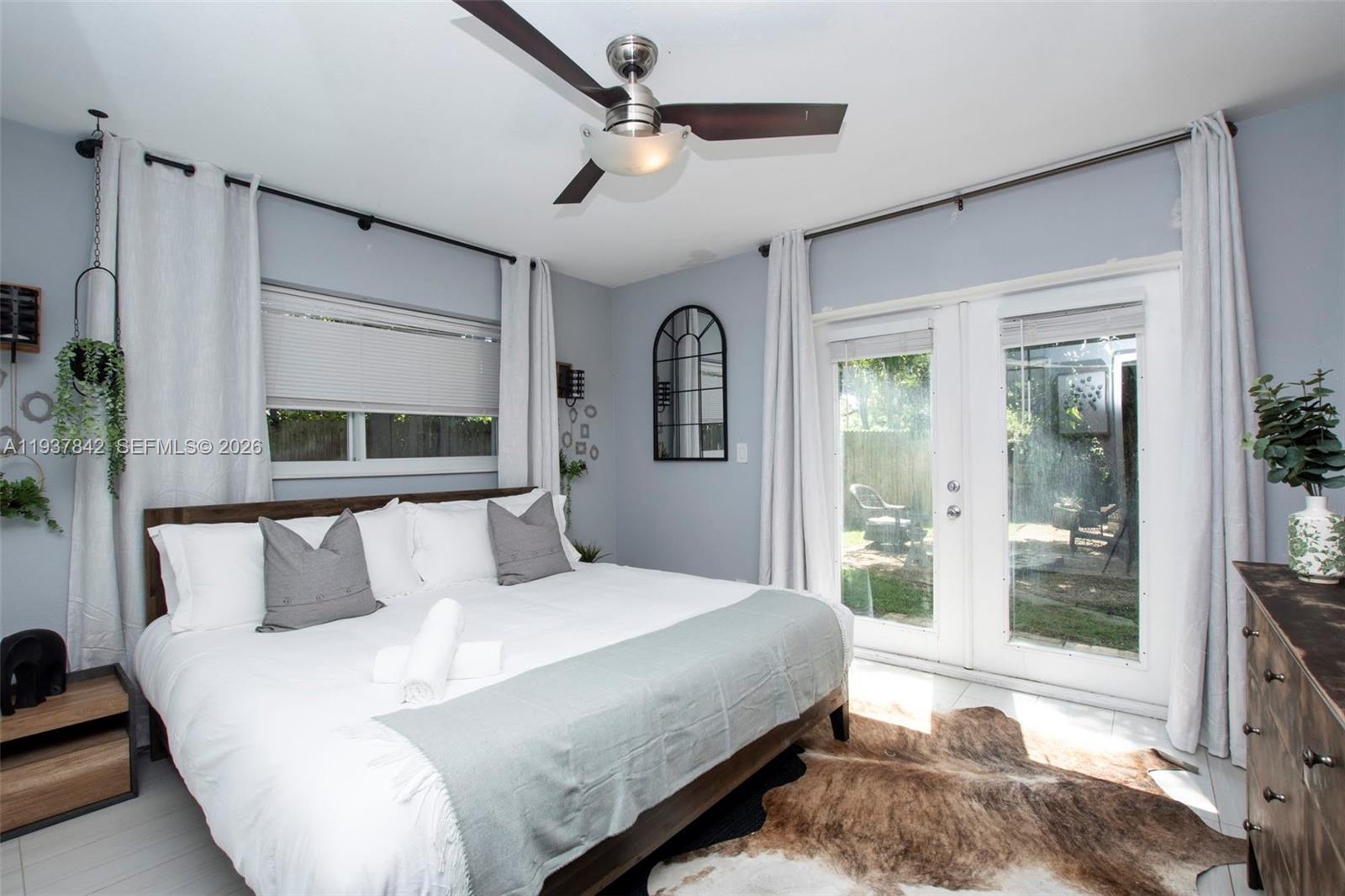 LAUDERDALE VILLAS - Residential Lease