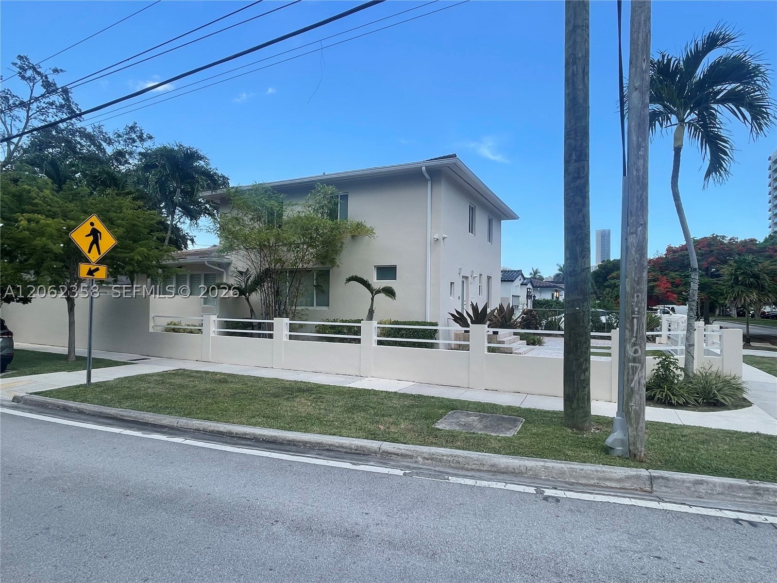 383 SW 25th Rd