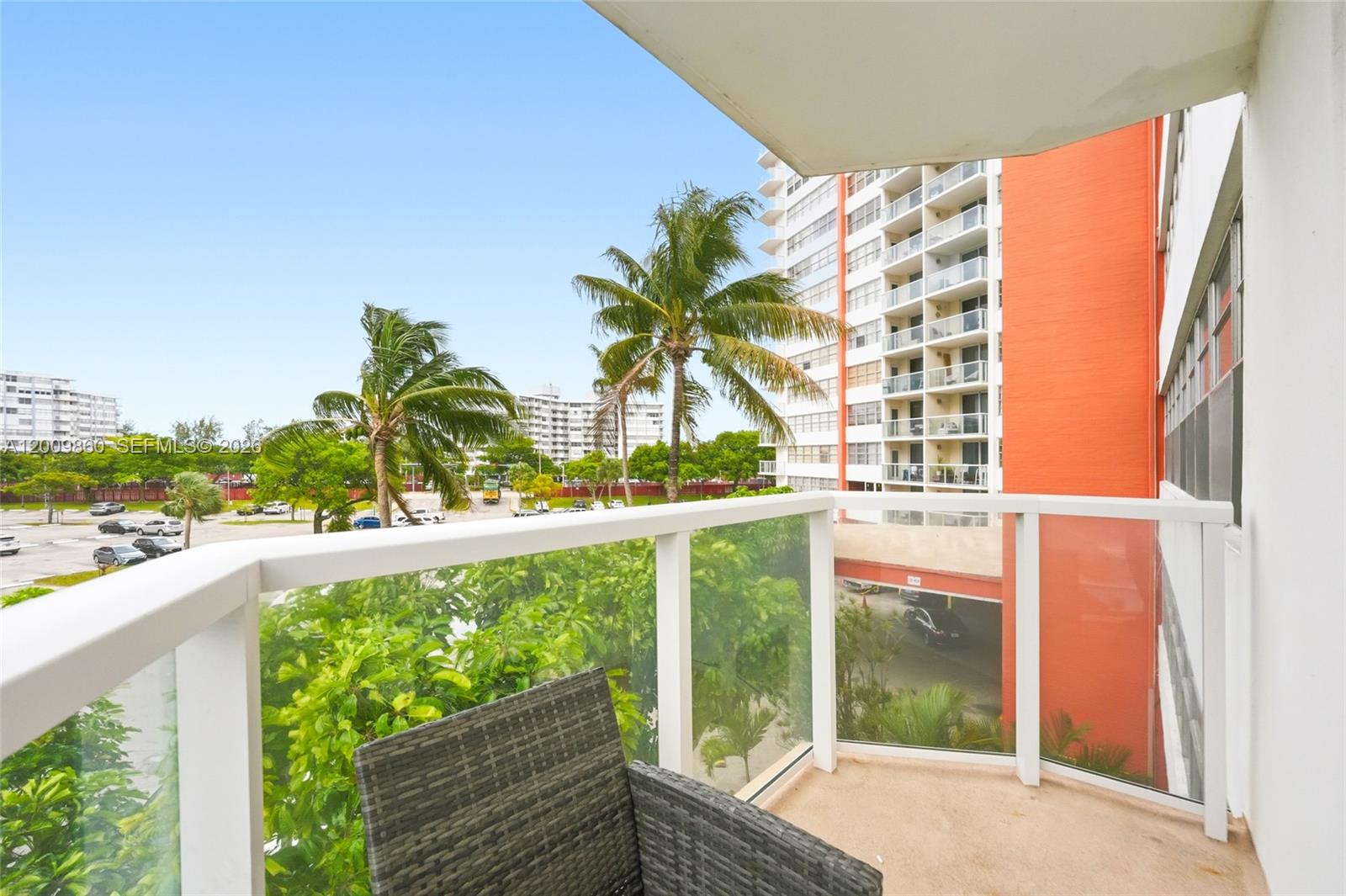 BUCKLEY TOWERS CONDO - EA - Residential