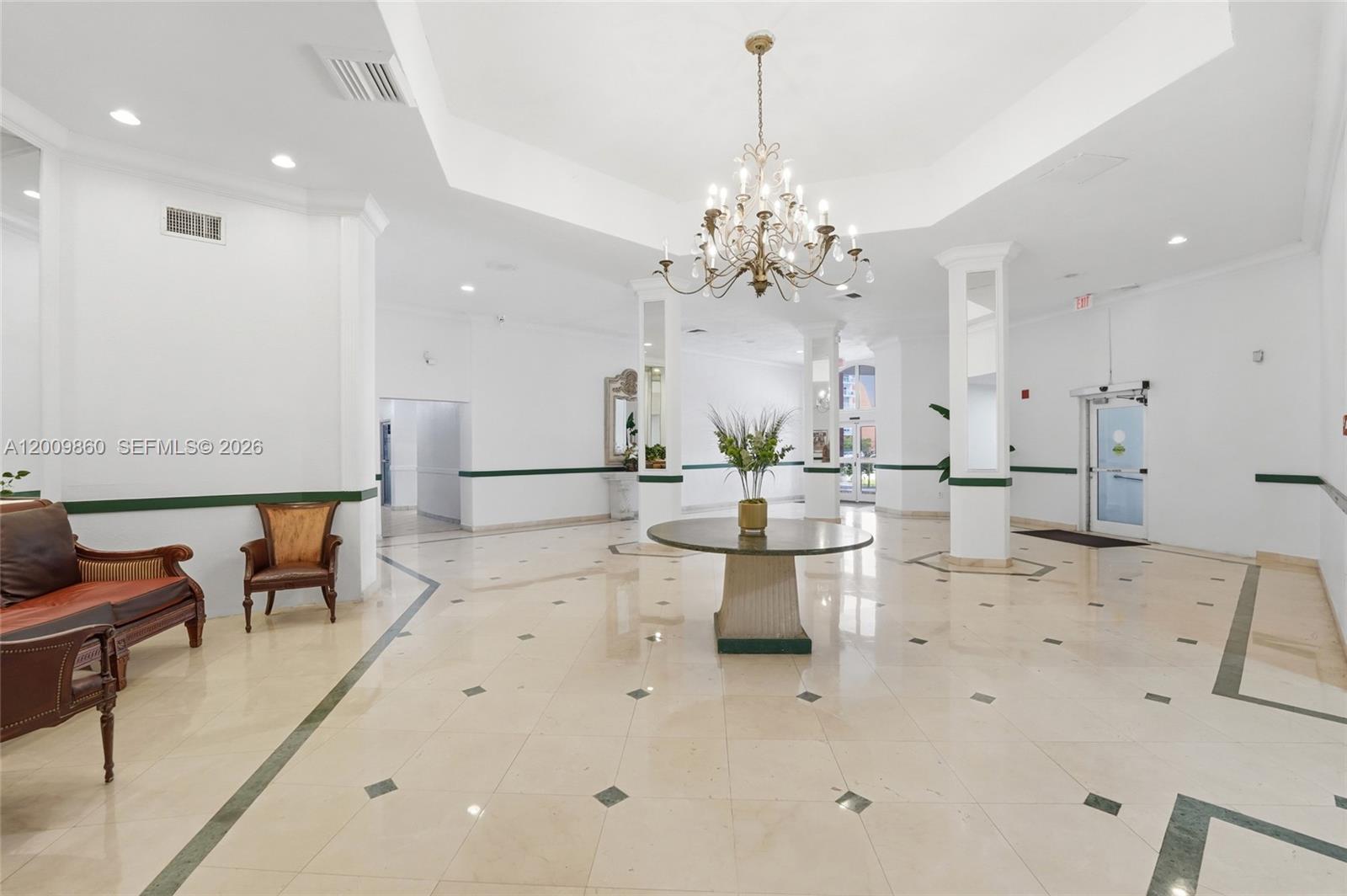 BUCKLEY TOWERS CONDO - EA - Residential
