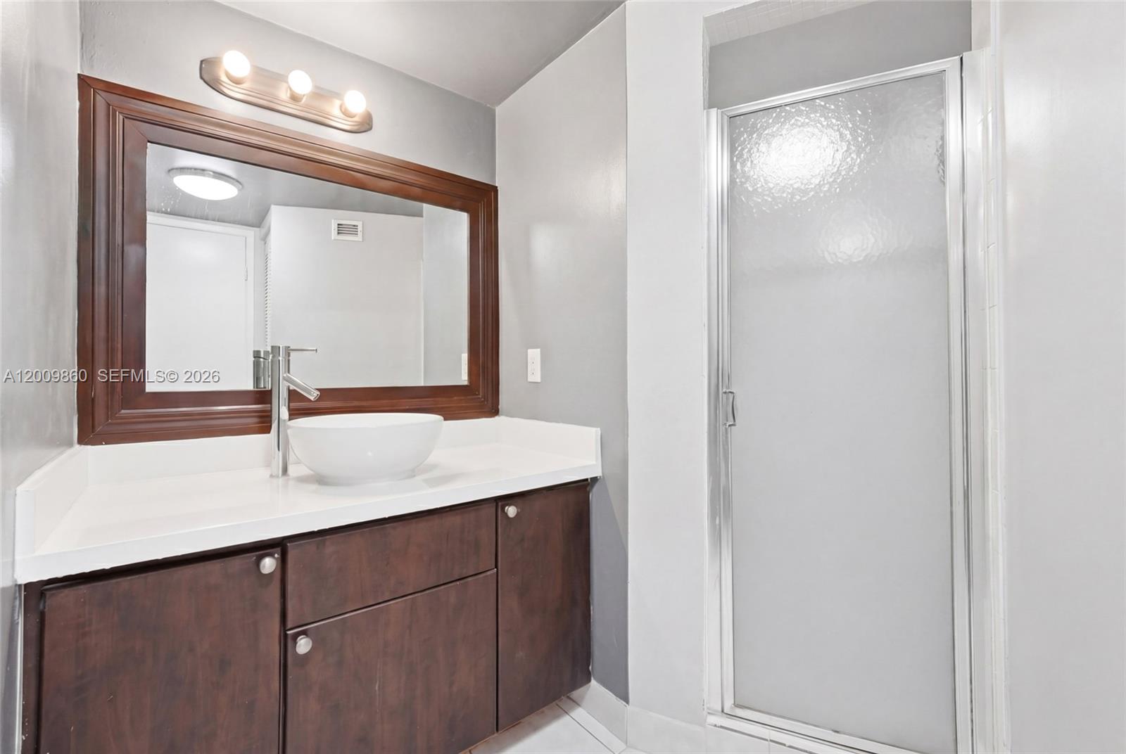 BUCKLEY TOWERS CONDO - EA - Residential