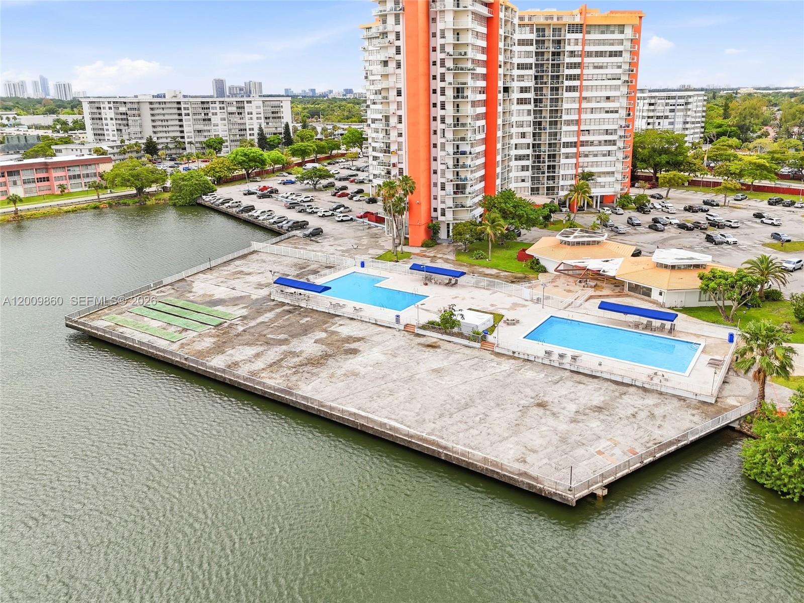 BUCKLEY TOWERS CONDO - EA - Residential