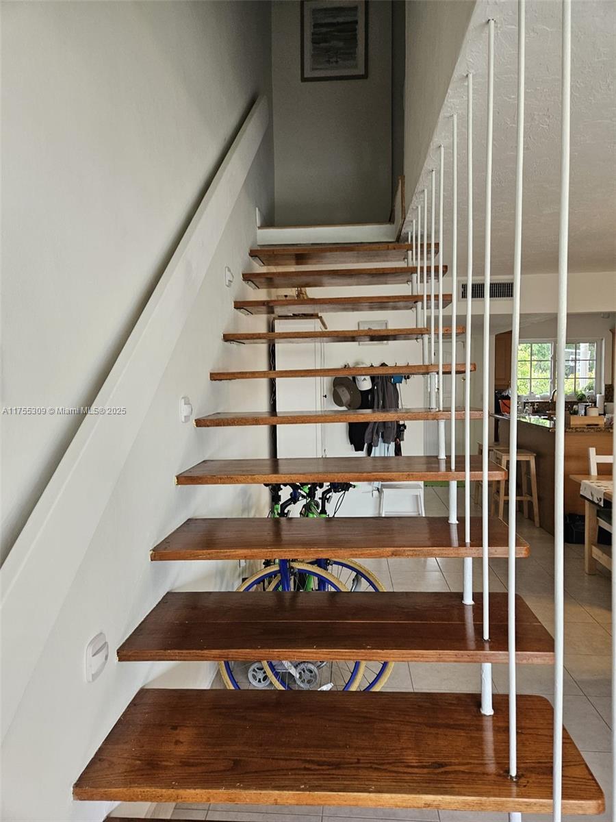 COLLONADE CONDO - Residential Lease