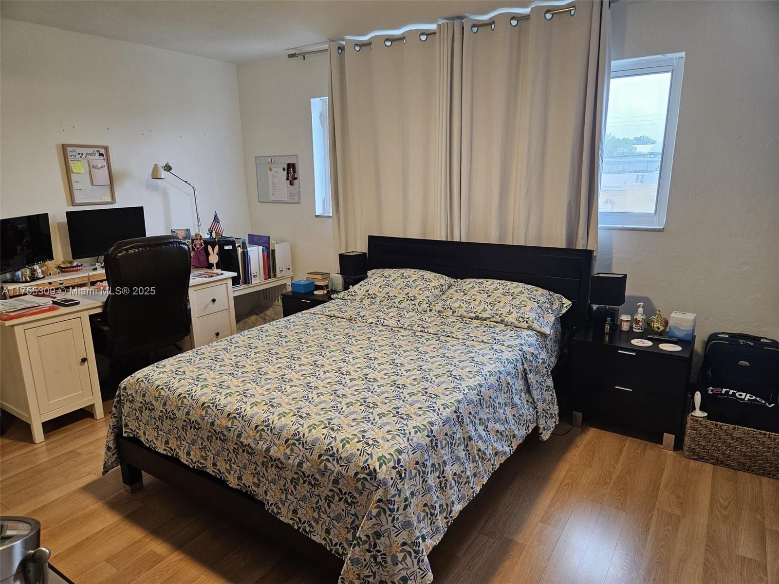 COLLONADE CONDO - Residential Lease