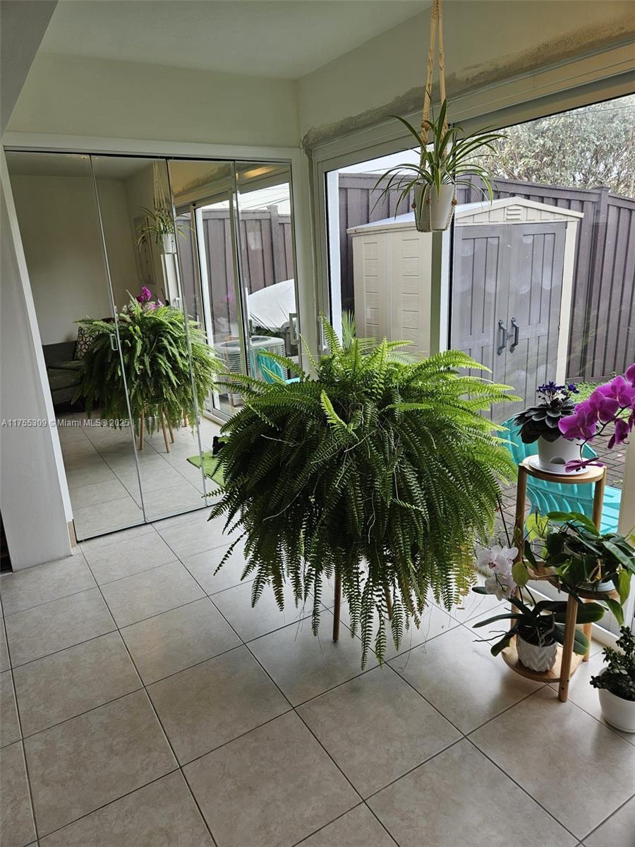 COLLONADE CONDO - Residential Lease