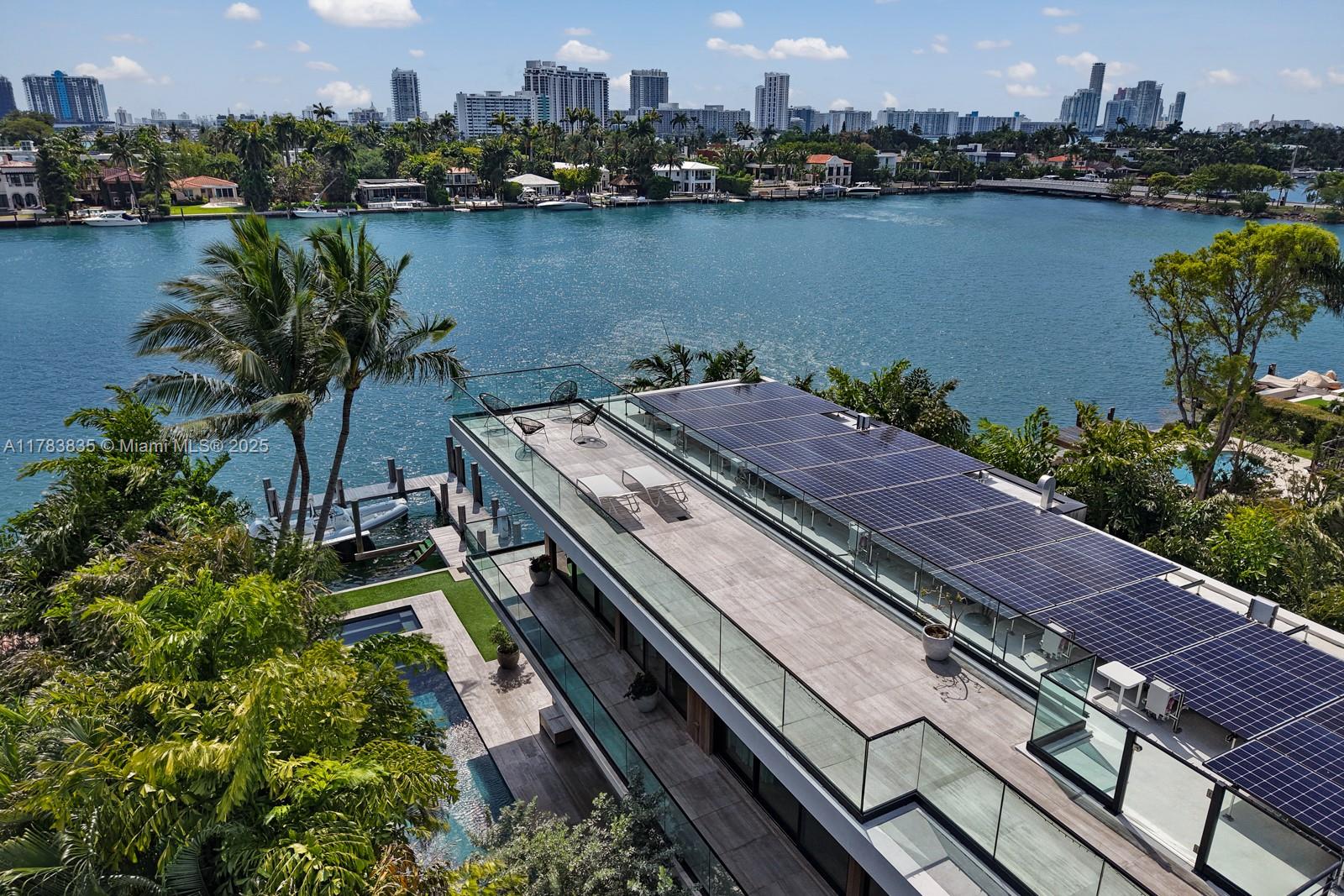 DI LIDO ISLAND - Residential