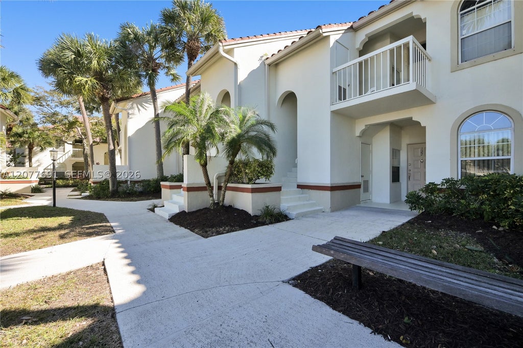 Photo of Palm Beach Gardens, FL 33418 (MLS # A12077691)