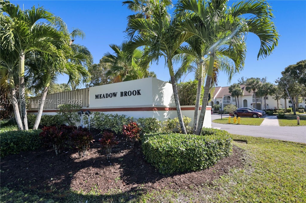 Photo of Palm Beach Gardens, FL 33418 (MLS # A12077691)