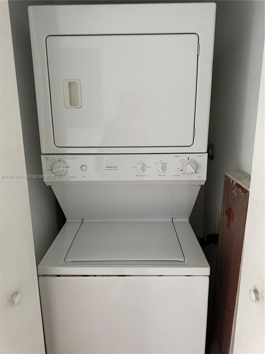 NEO VERTIKA CONDO - Residential Lease