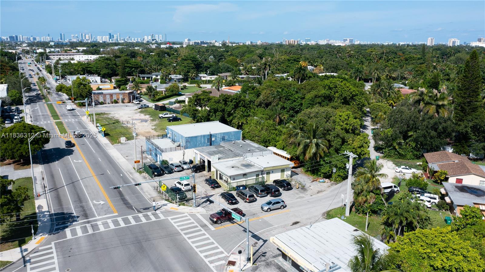 11851 W Dixie Hwy