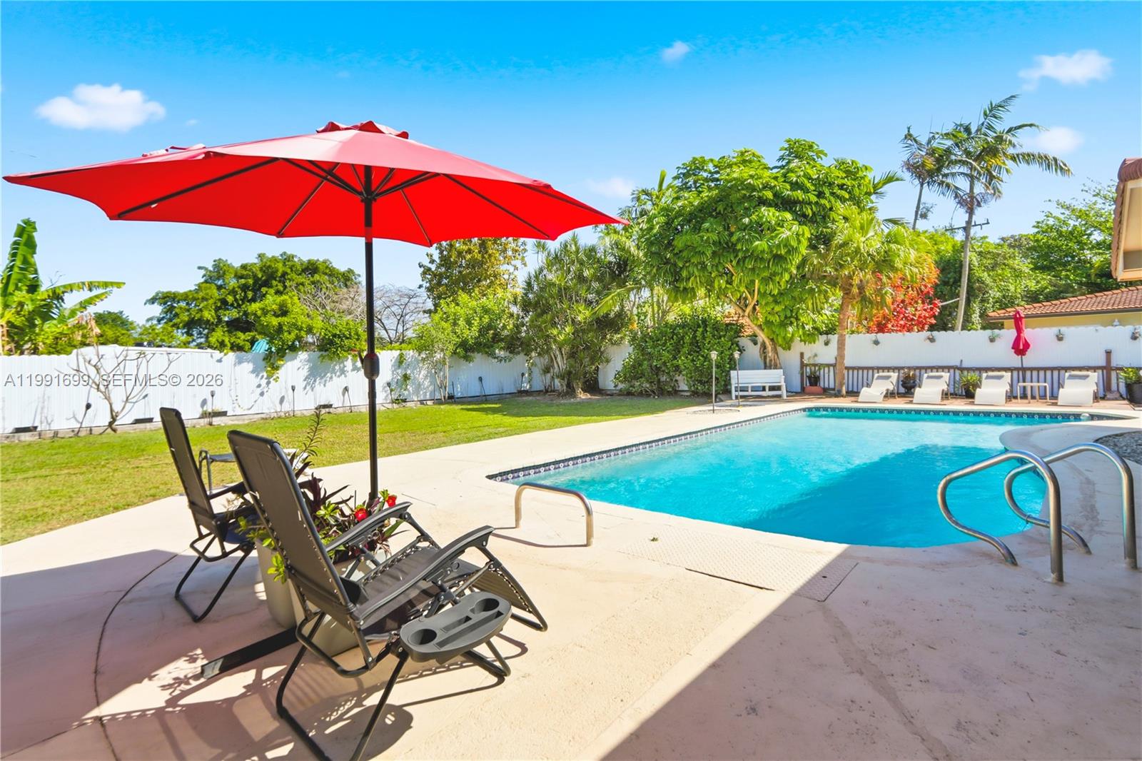 HEFTLER HOMES SUNSET PARK - Residential