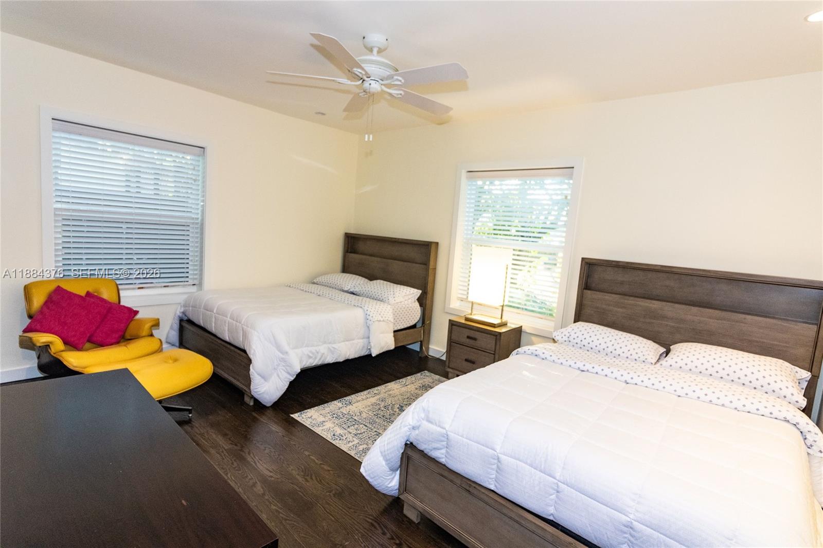 MACARTHUR PARK - Residential