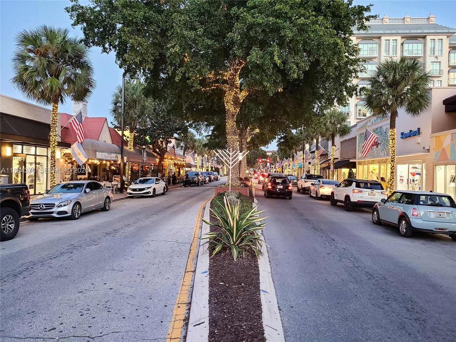 MACARTHUR PARK - Residential