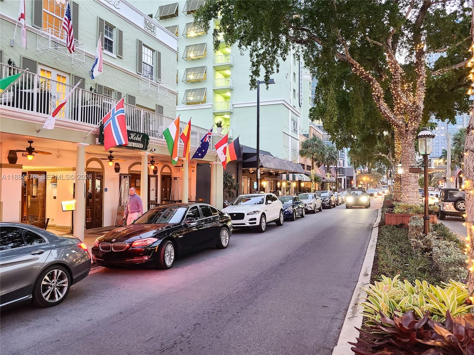 MACARTHUR PARK - Residential