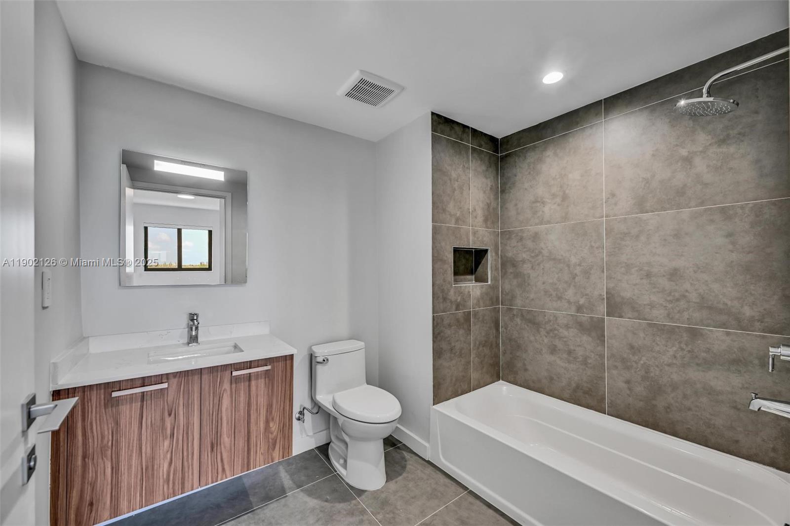 FRED C MILLERS SUB - Residential Lease