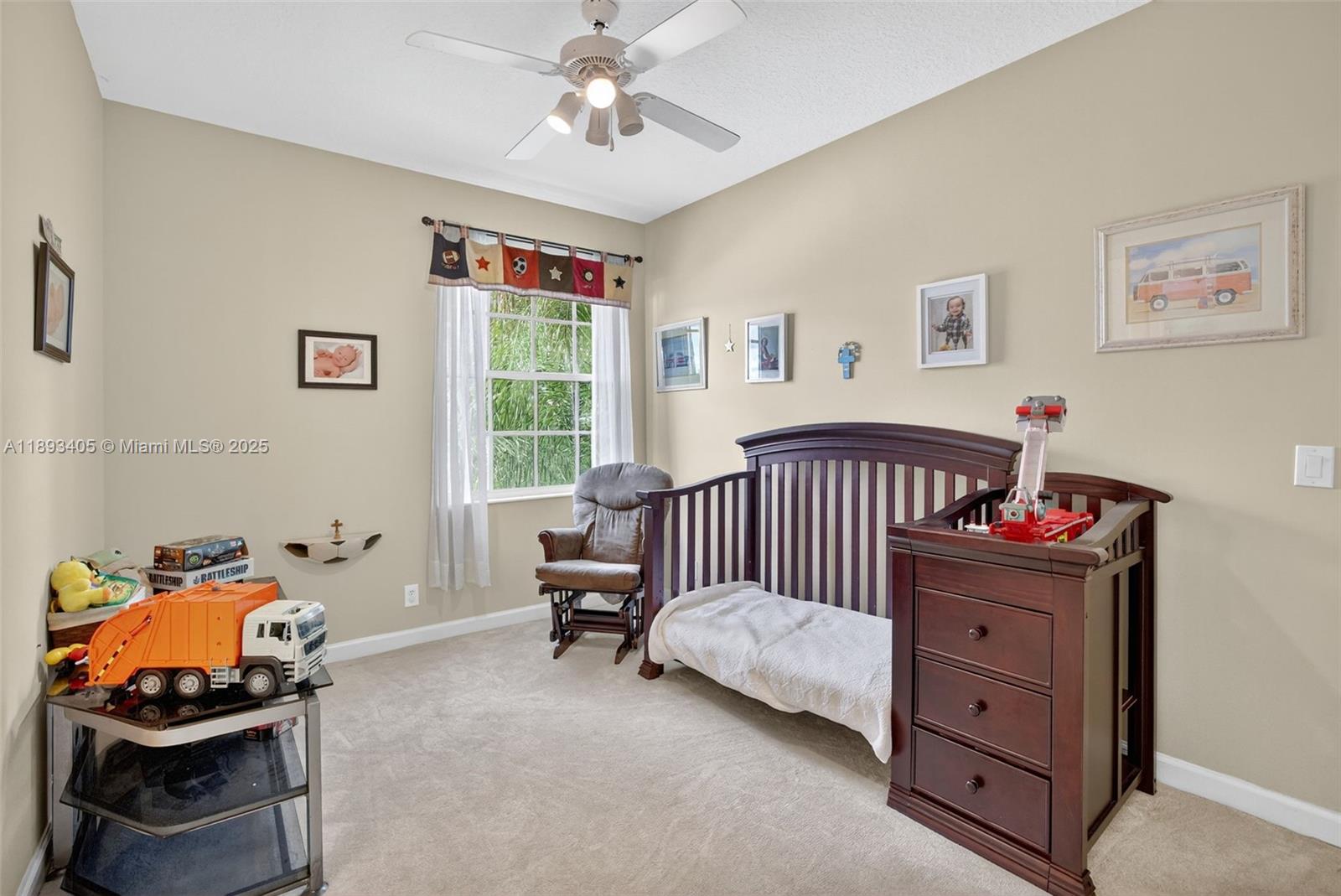 WYNDHAM LAKES CENTRAL - Residential
