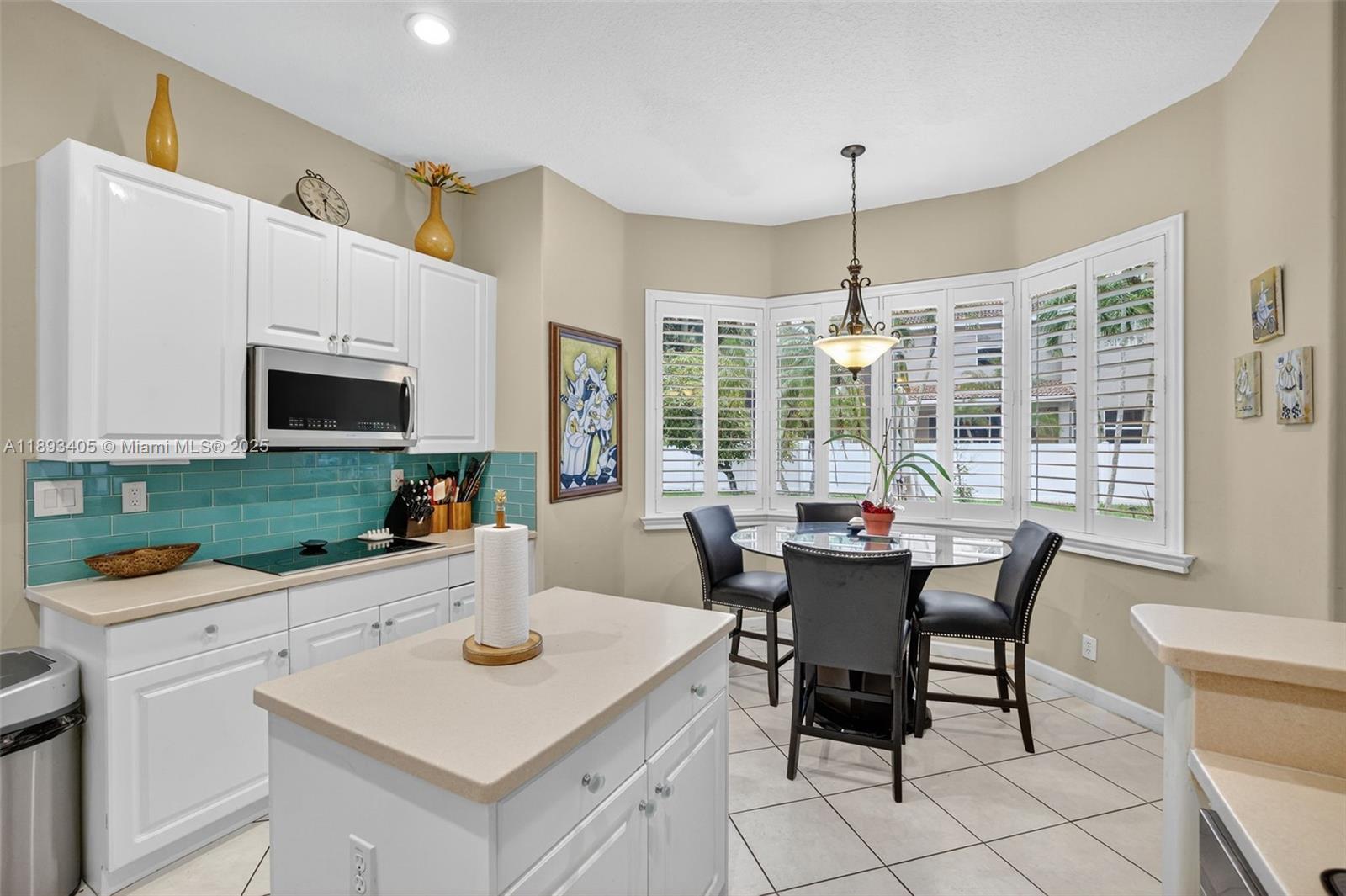WYNDHAM LAKES CENTRAL - Residential