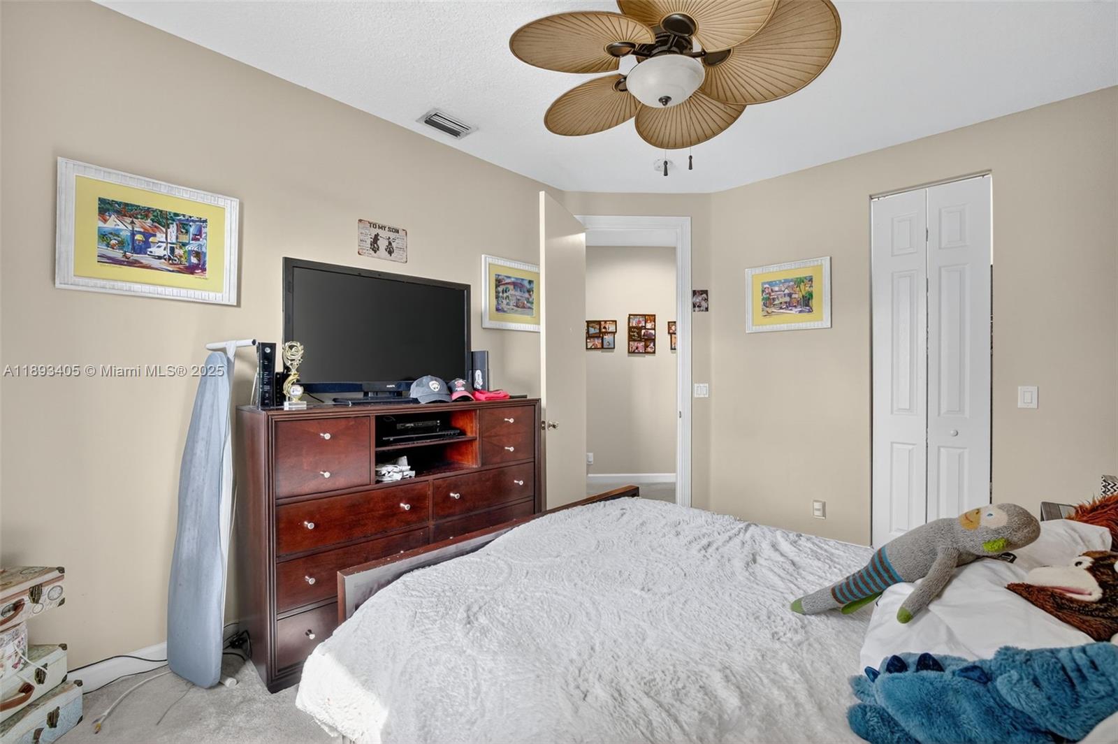 WYNDHAM LAKES CENTRAL - Residential