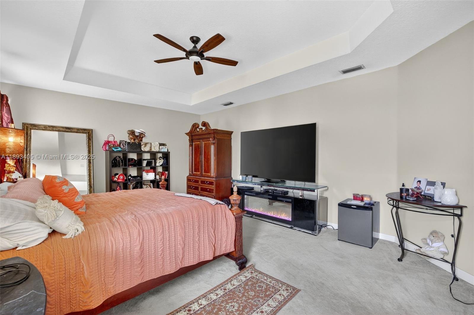 WYNDHAM LAKES CENTRAL - Residential