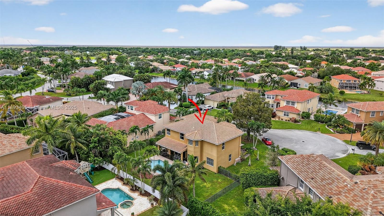 WYNDHAM LAKES CENTRAL - Residential