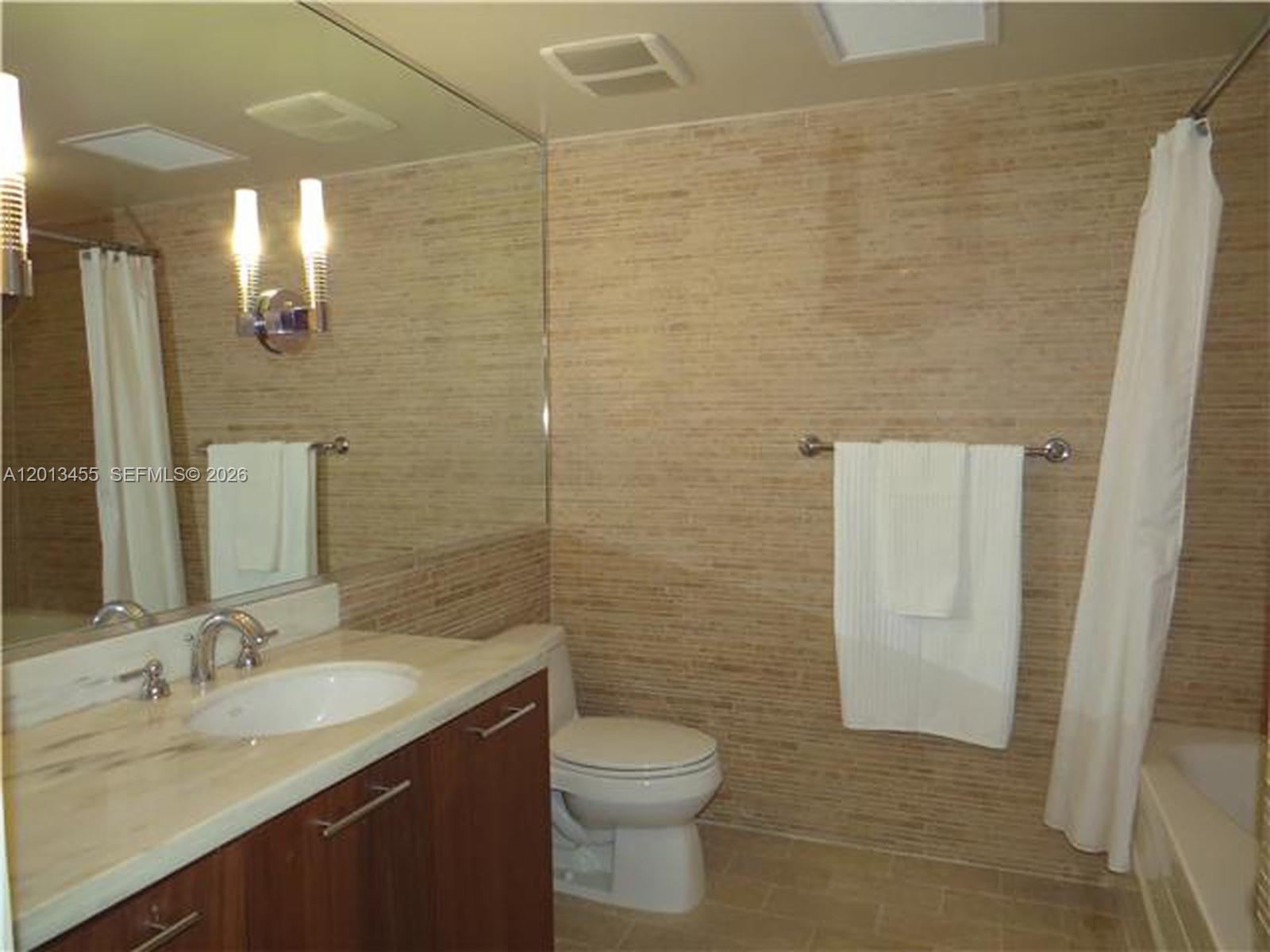 50 BISCAYNE CONDO - Residential