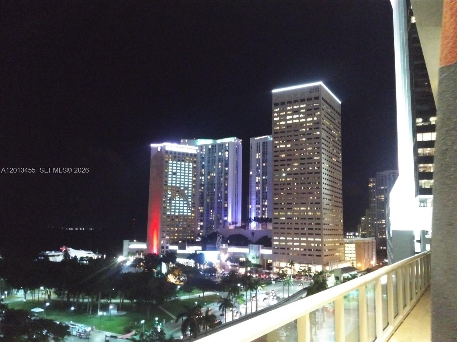 50 BISCAYNE CONDO - Residential
