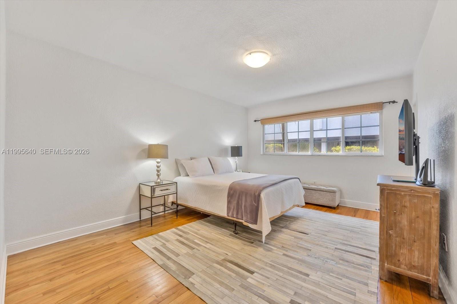 SOUTHERN STAR CONDO - Residential