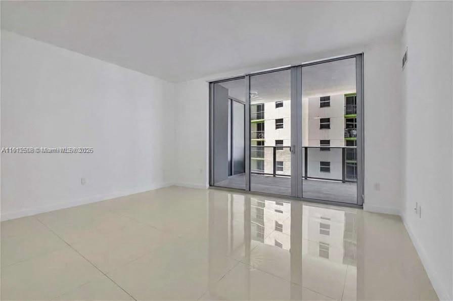 Aria on the Bay Condo - Residential Lease