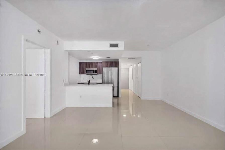 Aria on the Bay Condo - Residential Lease