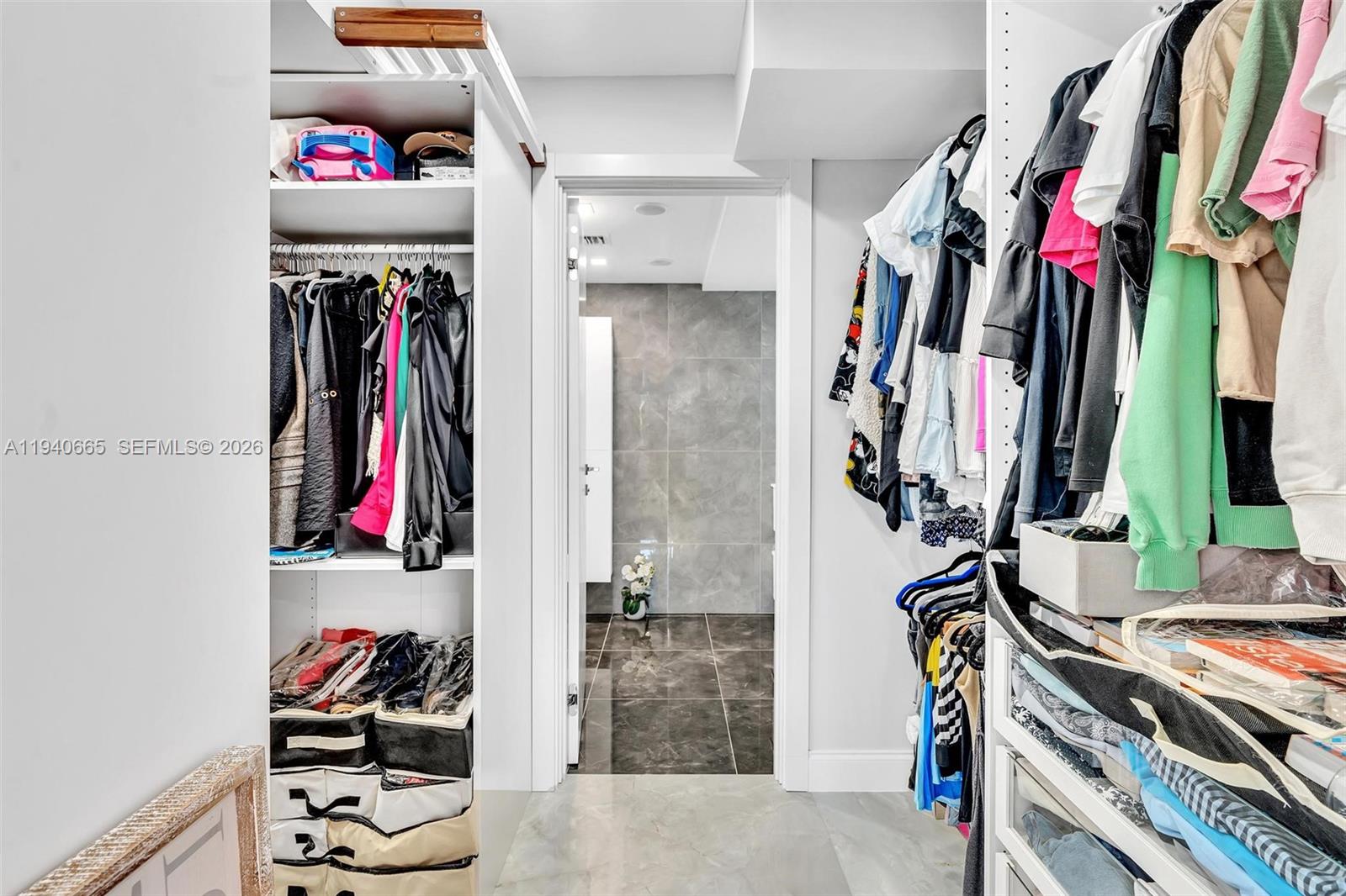 MYSTIC POINTE TOWER 500 C - Residential