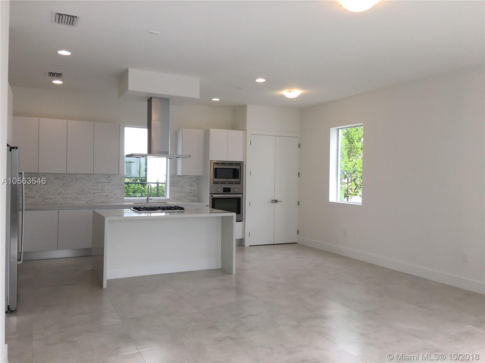 DORAL COMMONS RESIDENTIAL - Residential Lease