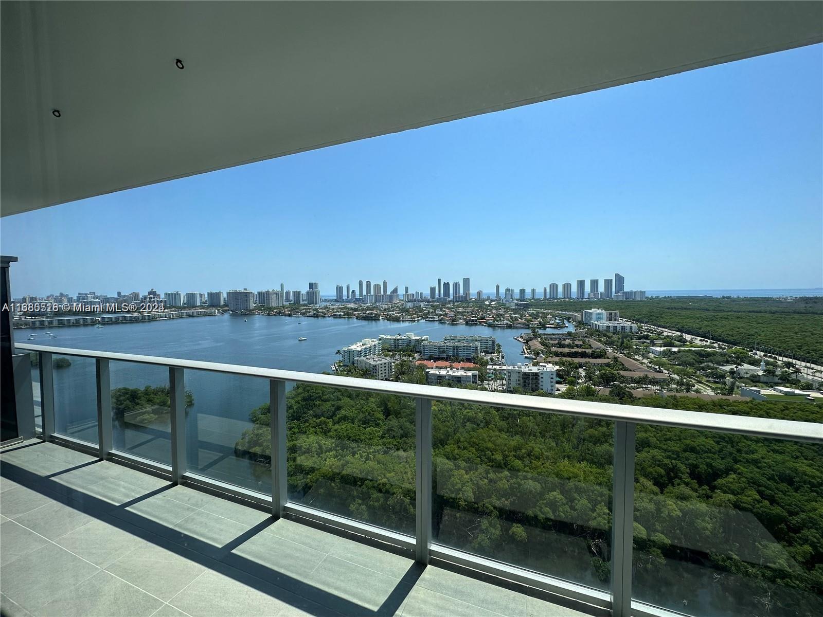 16385 Biscayne Blvd 2716