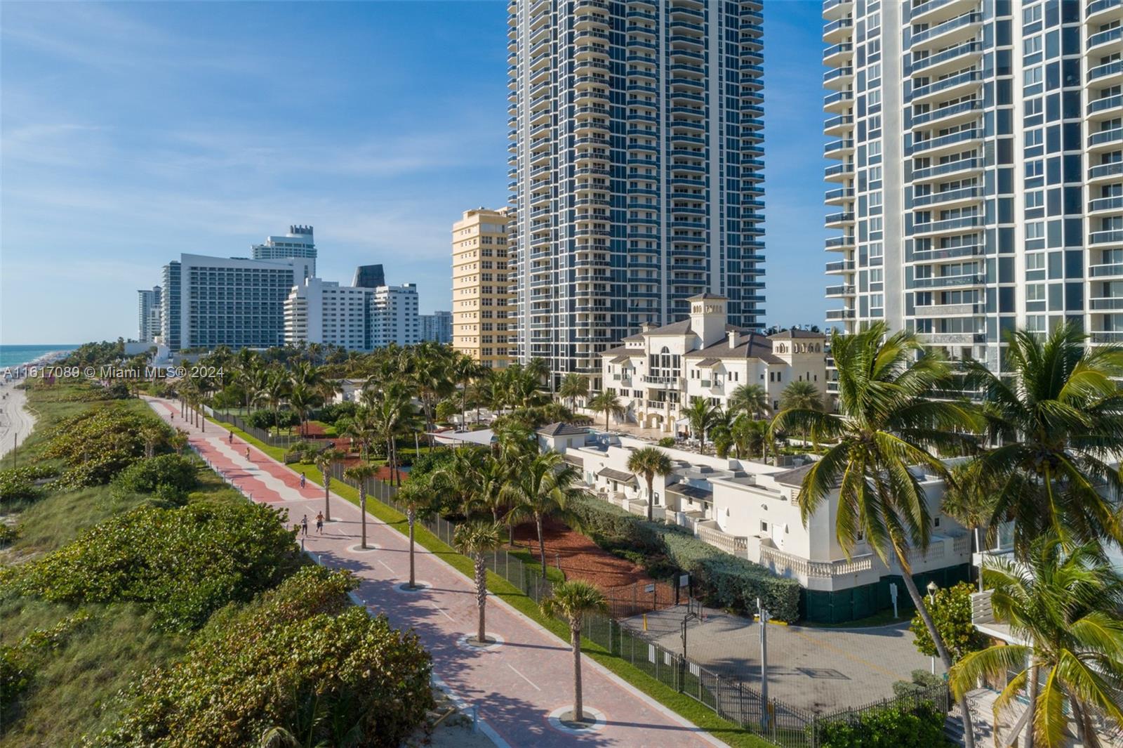 BLUE DIAMOND CONDO - Residential Lease