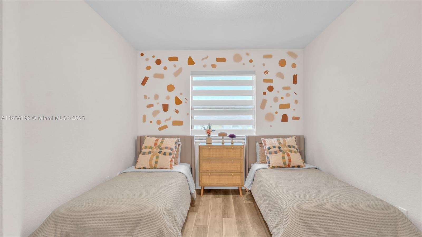 S ALLAPATTAH GARDENS - Residential