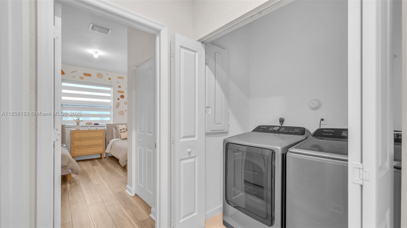 S ALLAPATTAH GARDENS - Residential